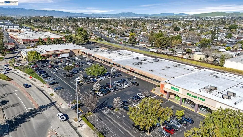 1087 Murrieta Blvd #242 Livermore, CA 94550
