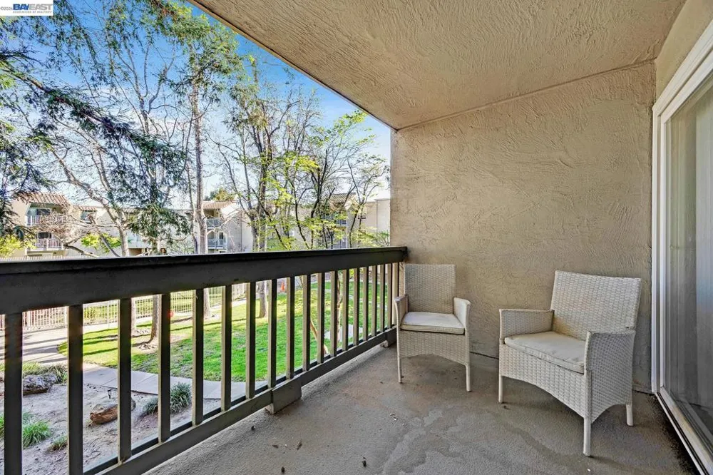 1087 Murrieta Blvd #242 Livermore, CA 94550