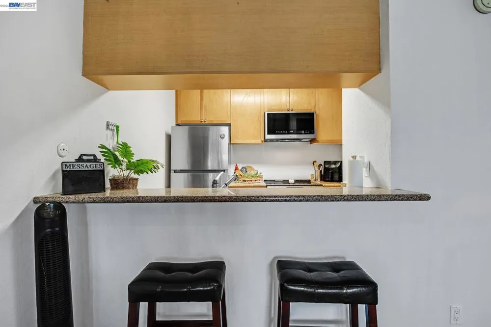 1087 Murrieta Blvd #242 Livermore, CA 94550