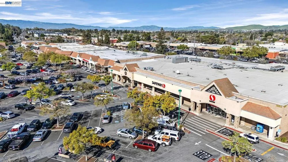 1087 Murrieta Blvd #242 Livermore, CA 94550
