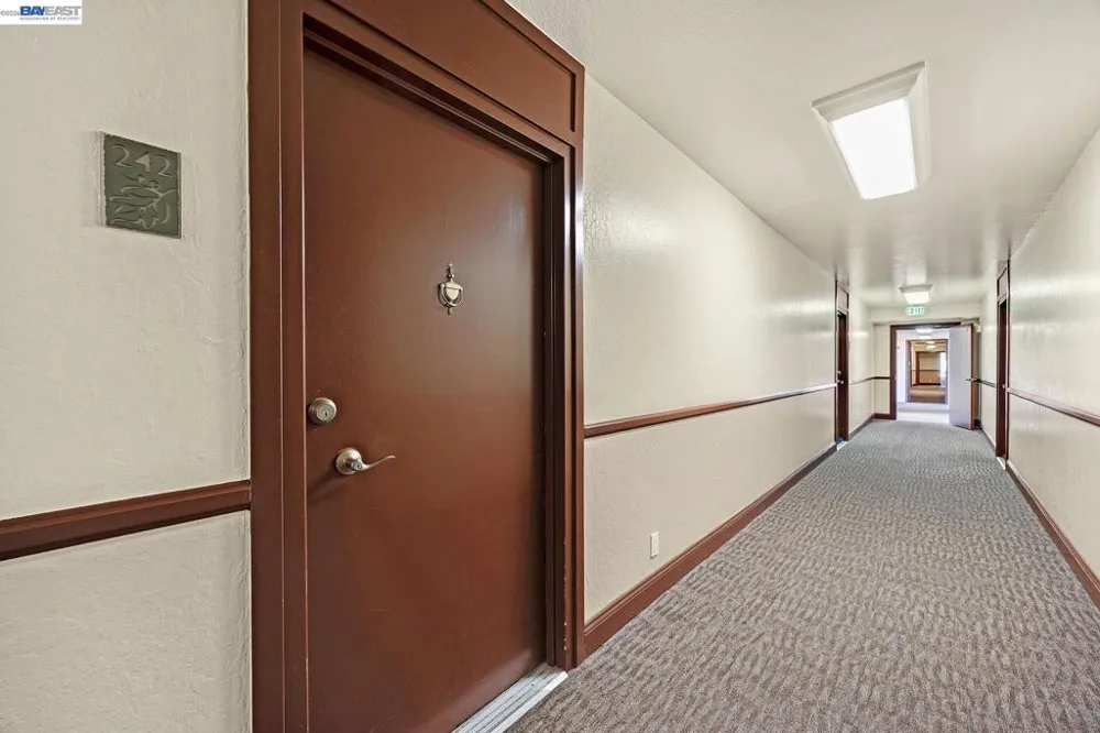 1087 Murrieta Blvd #242 Livermore, CA 94550