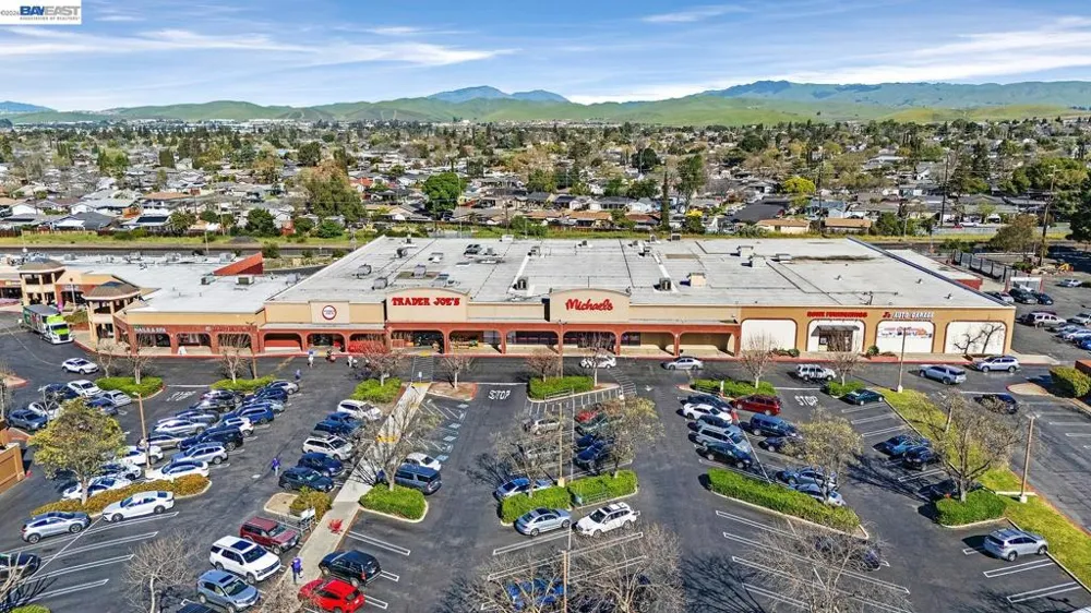 1087 Murrieta Blvd #242 Livermore, CA 94550
