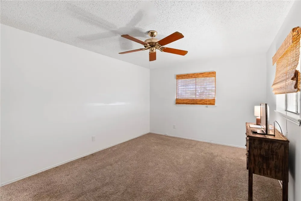 118 Las Palmas Drive Corpus Christi, TX 78418
