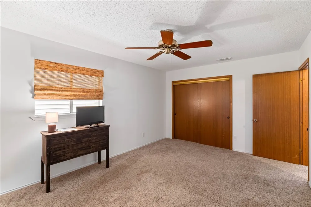 118 Las Palmas Drive Corpus Christi, TX 78418