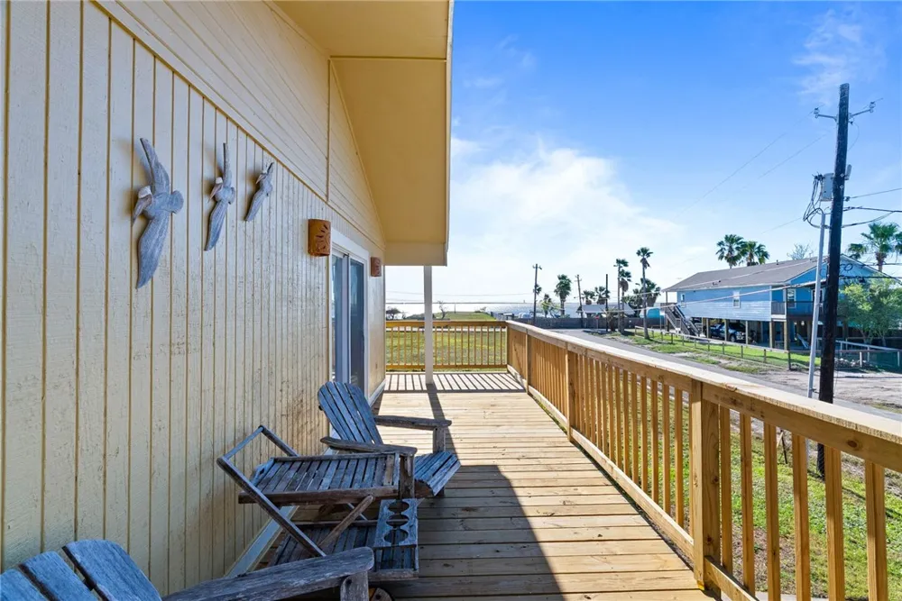 118 Las Palmas Drive Corpus Christi, TX 78418