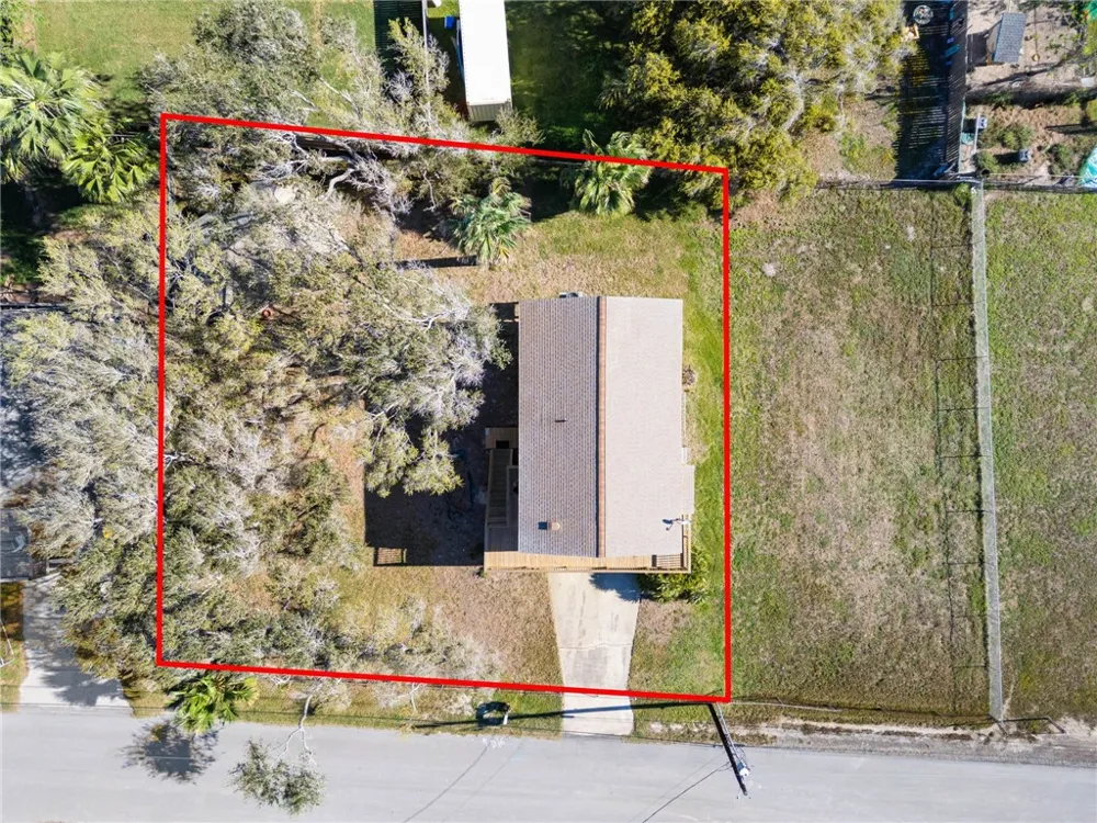 118 Las Palmas Drive Corpus Christi, TX 78418