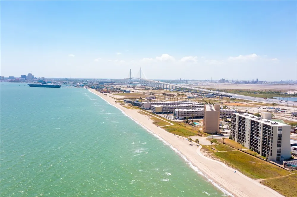 4242 Gulfbreeze Boulevard #201 Corpus Christi, TX 78402