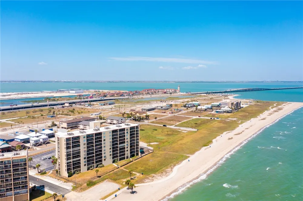 4242 Gulfbreeze Boulevard #201 Corpus Christi, TX 78402