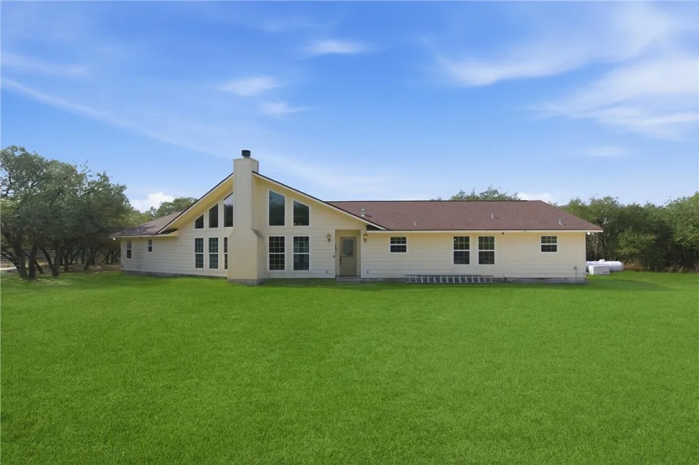 1615 Mooney Lane Ingleside, TX 78362