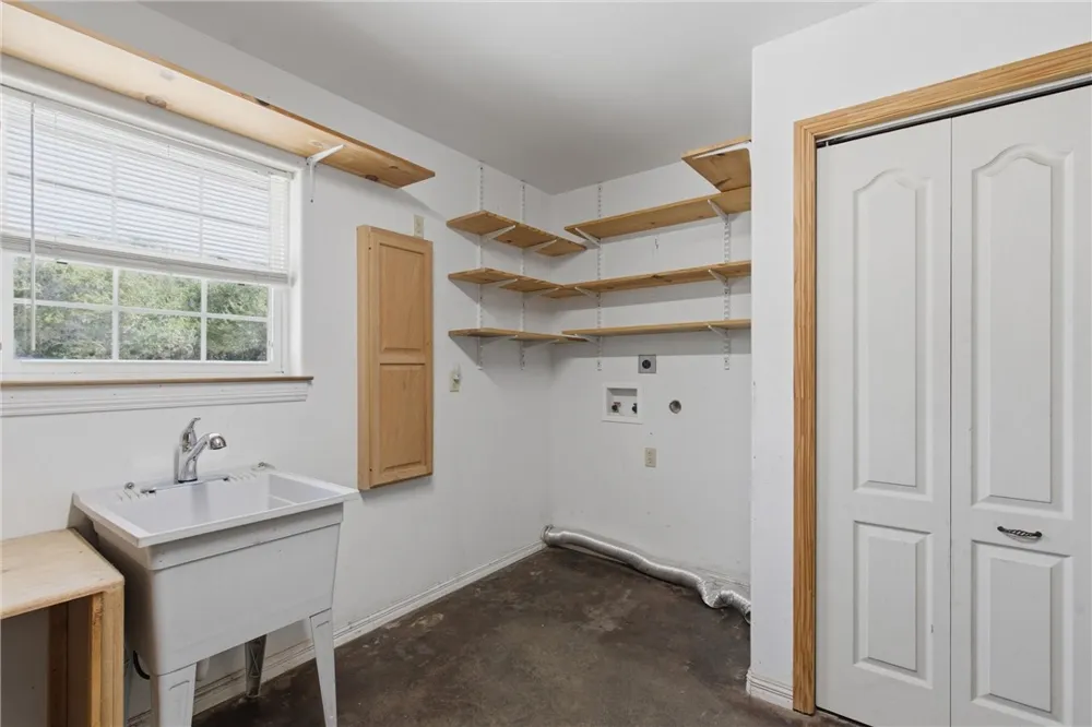 1615 Mooney Lane Ingleside, TX 78362