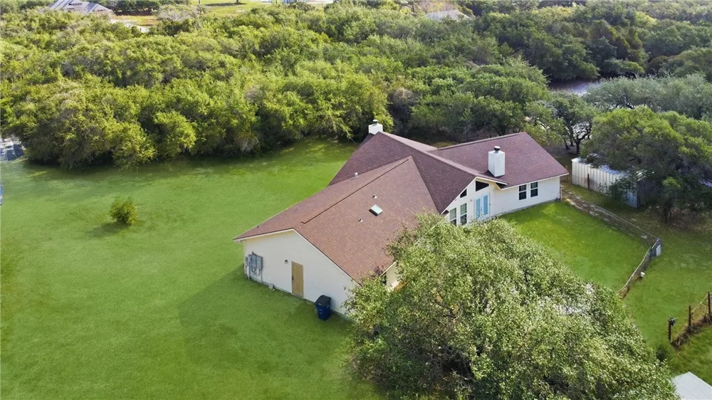 1615 Mooney Lane Ingleside, TX 78362