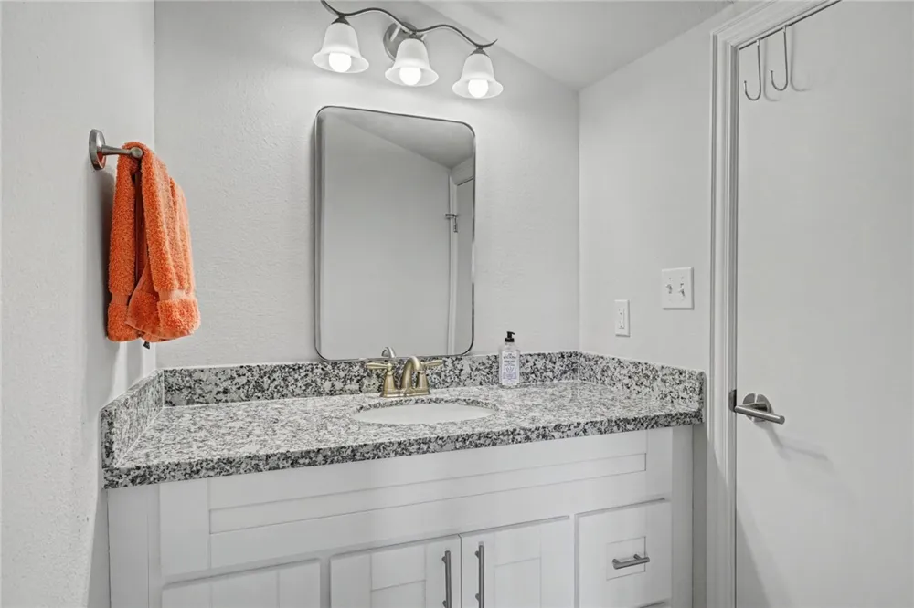 620 S Fulton Beach #705 Rockport, TX 78382