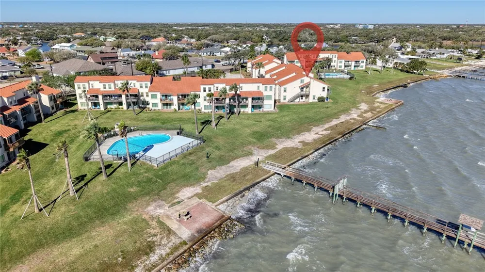 620 S Fulton Beach #705 Rockport, TX 78382