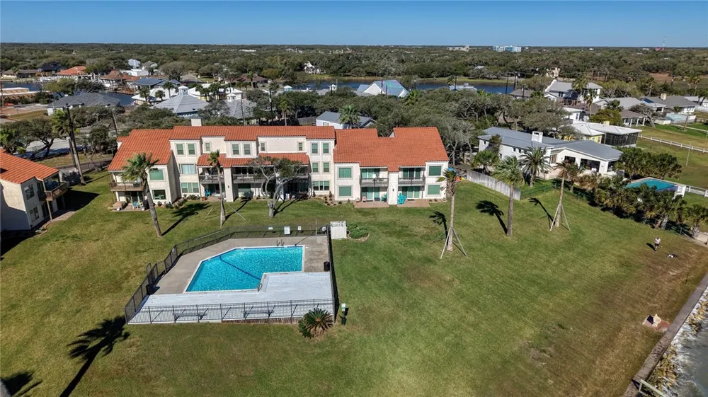 620 S Fulton Beach #705 Rockport, TX 78382