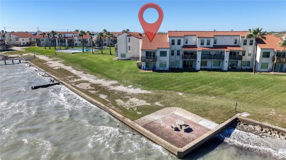 620 S Fulton Beach #705 Rockport, TX 78382