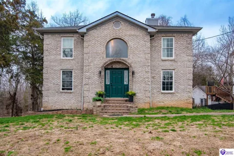 182 Woodview Drive