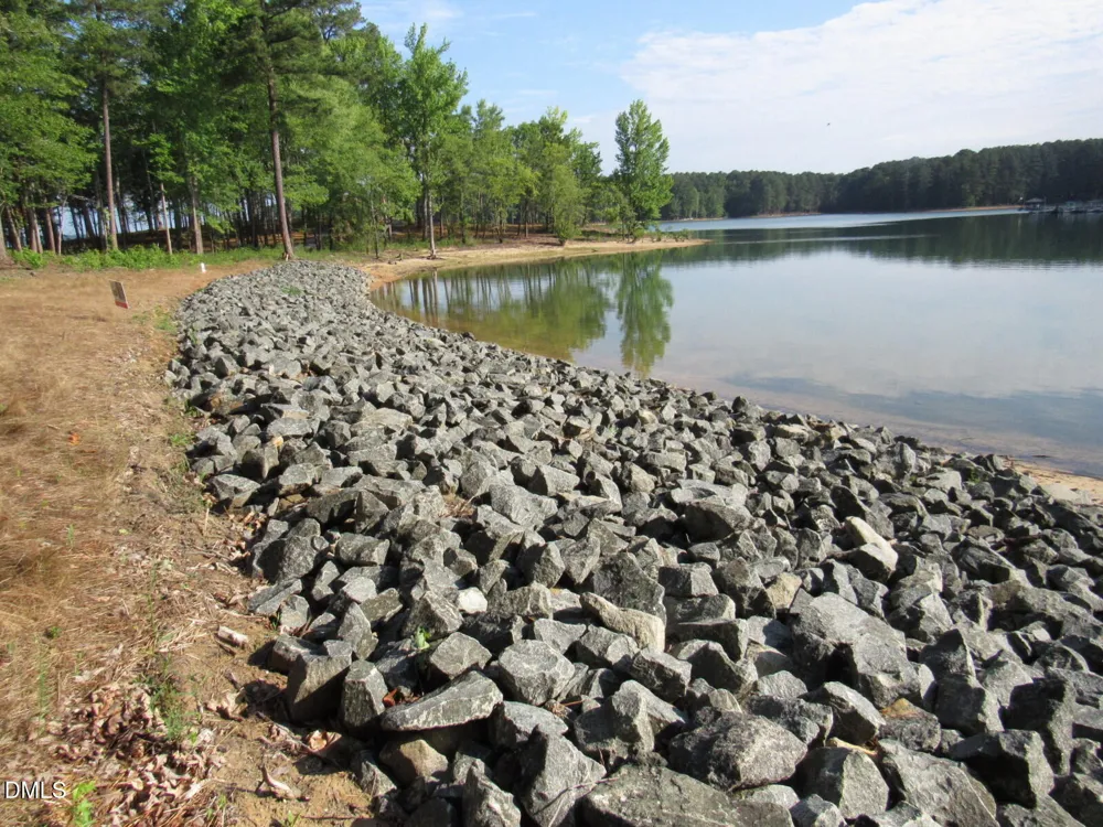 151 Shoreline Drive Manson, NC 27553