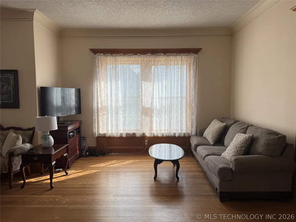 215 S 5th Street Independence, KS 67301