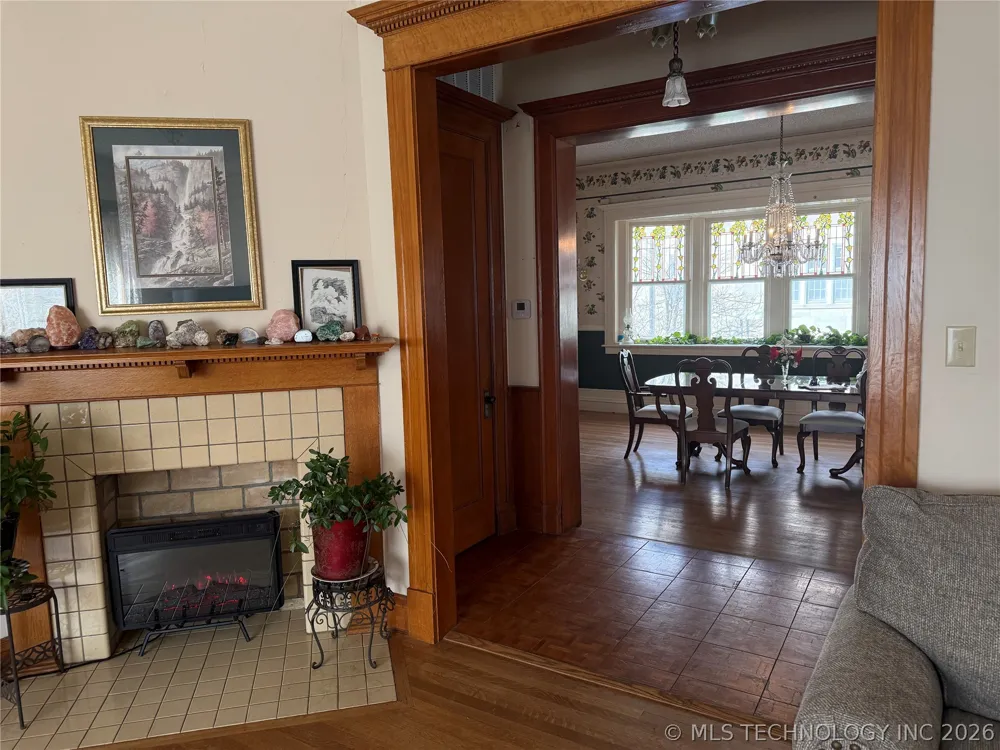 215 S 5th Street Independence, KS 67301