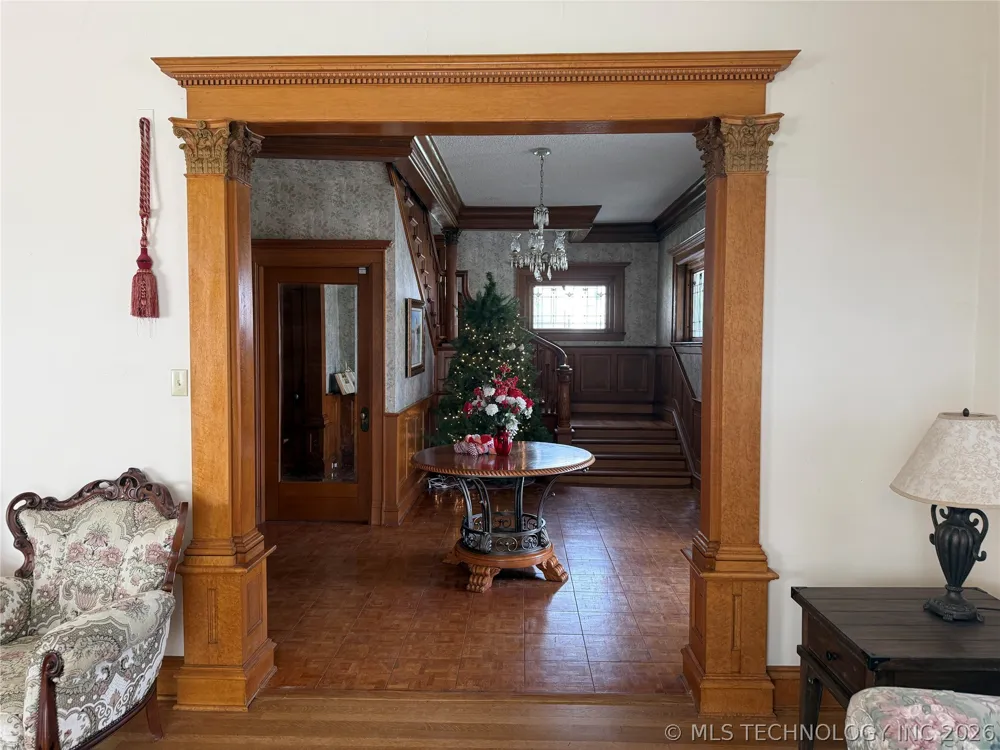 215 S 5th Street Independence, KS 67301
