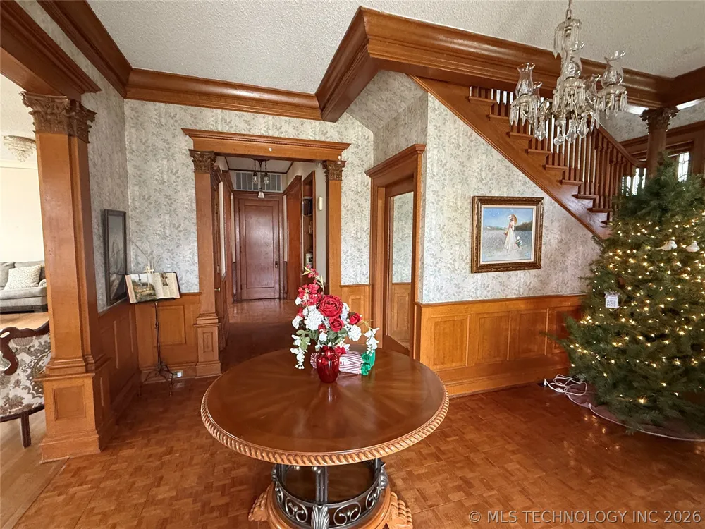 215 S 5th Street Independence, KS 67301