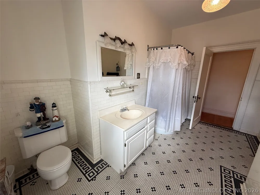215 S 5th Street Independence, KS 67301