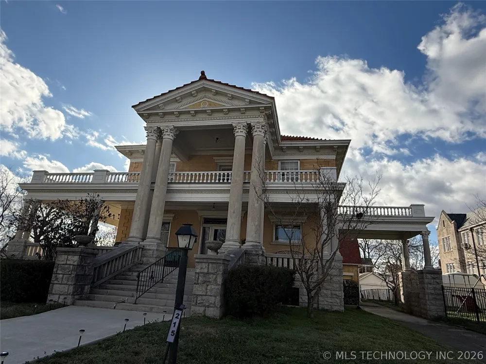 215 S 5th Street Independence, KS 67301