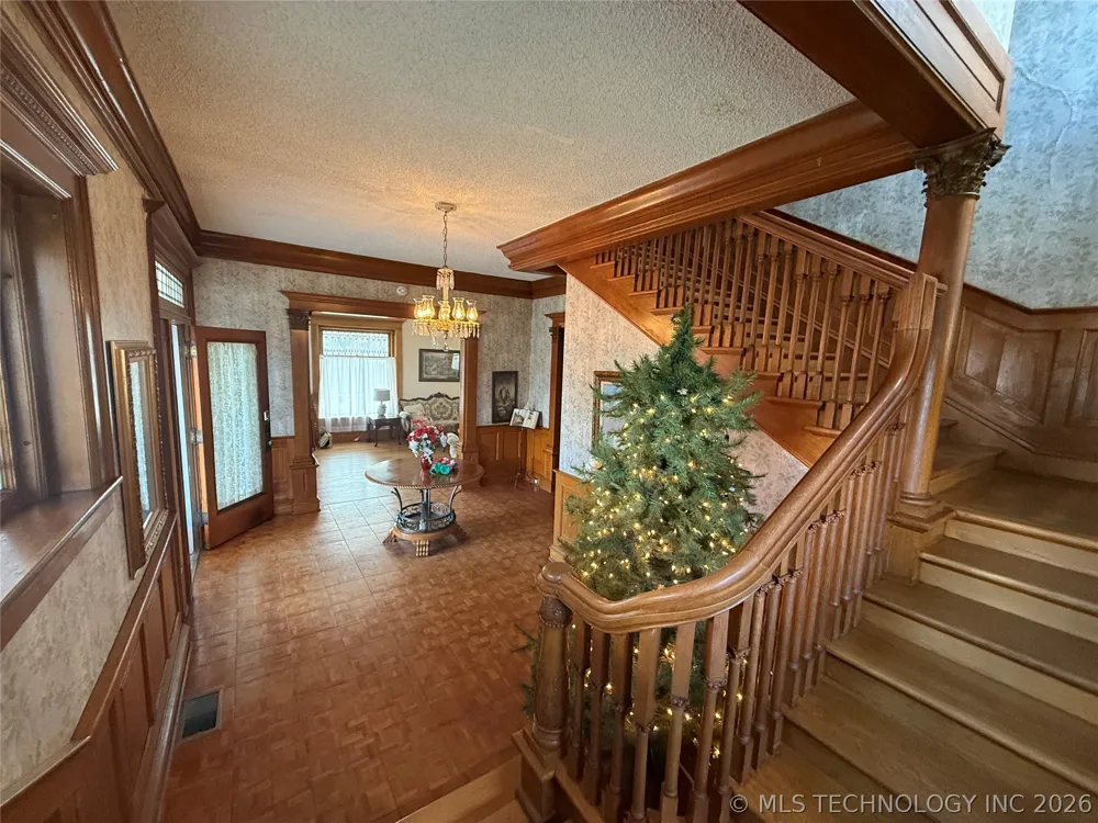 215 S 5th Street Independence, KS 67301