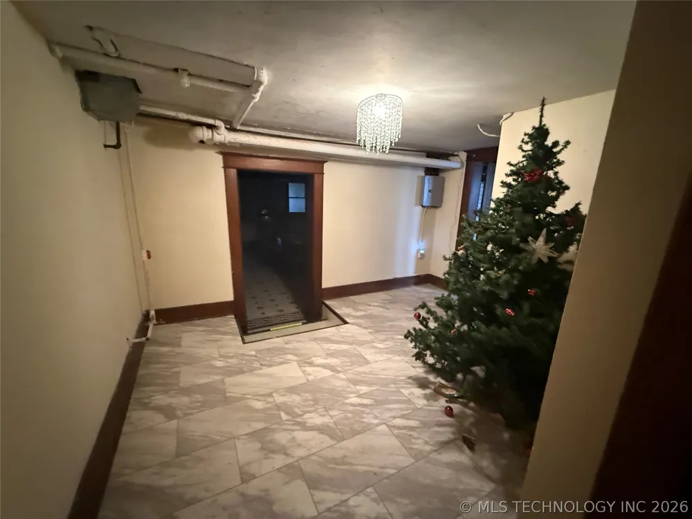 215 S 5th Street Independence, KS 67301