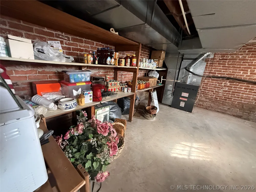 215 S 5th Street Independence, KS 67301