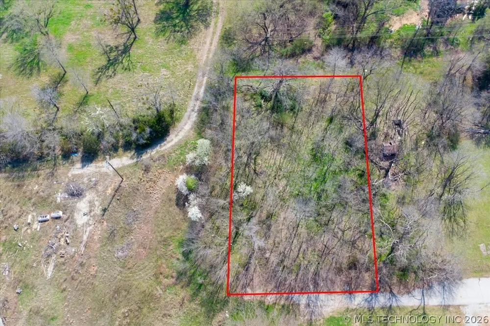 608 E 9th Avenue Bristow, OK 74010