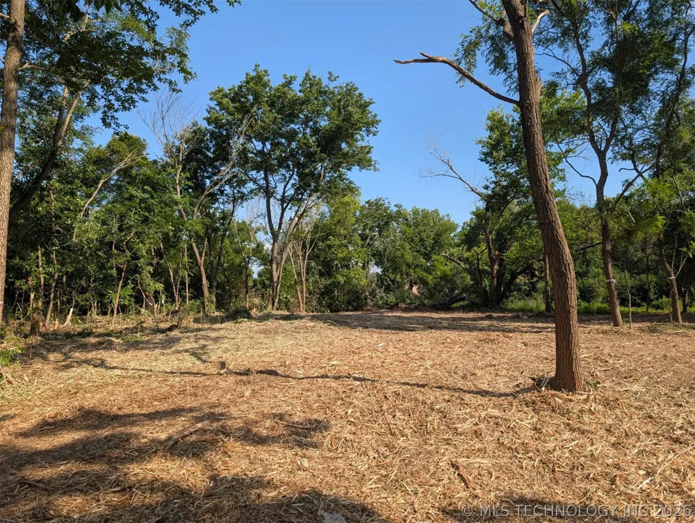 608 E 9th Avenue Bristow, OK 74010