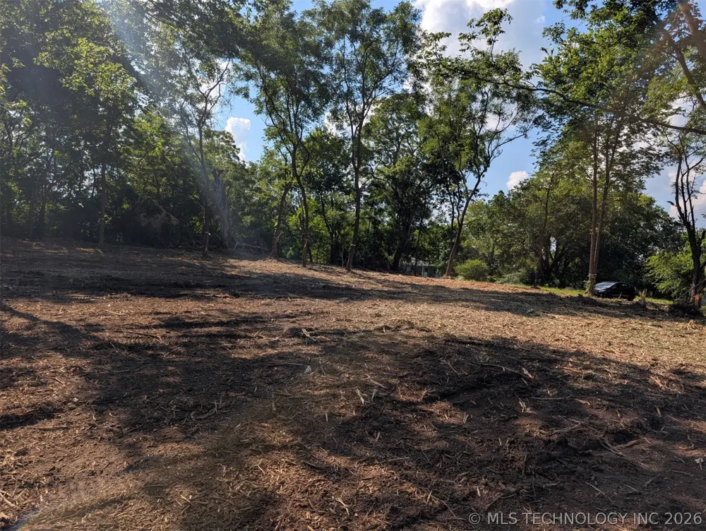 608 E 9th Avenue Bristow, OK 74010