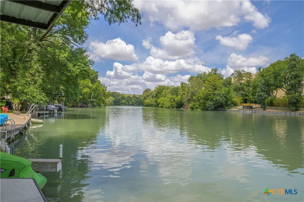 92 Turtle Lane Seguin, TX 78155
