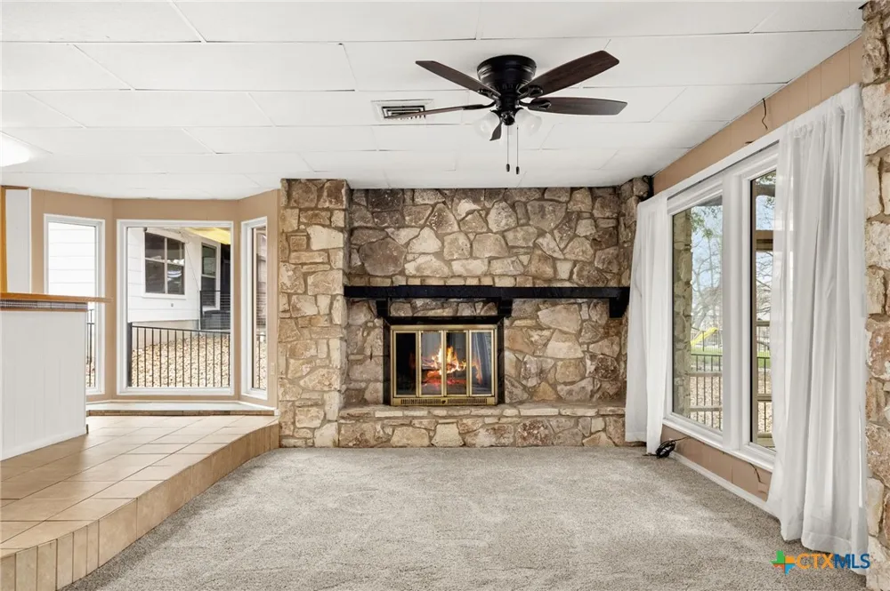 92 Turtle Lane Seguin, TX 78155