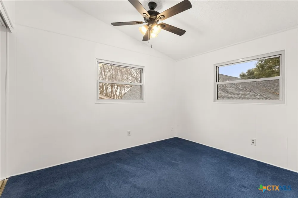 92 Turtle Lane Seguin, TX 78155