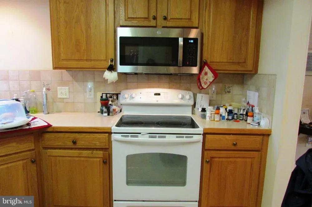 3291 SHELLERS BEND #721 State College, PA 16801