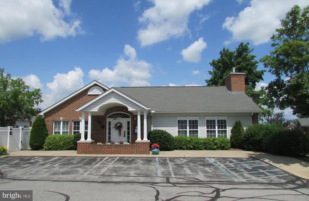 3291 SHELLERS BEND #721 State College, PA 16801