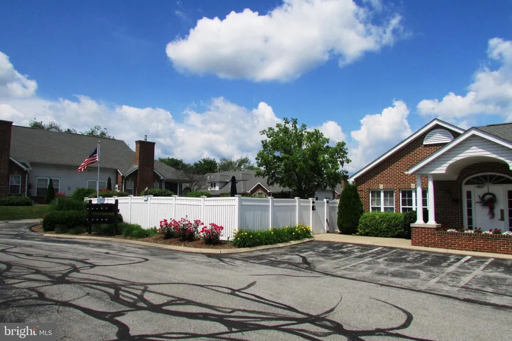 3291 SHELLERS BEND #721 State College, PA 16801