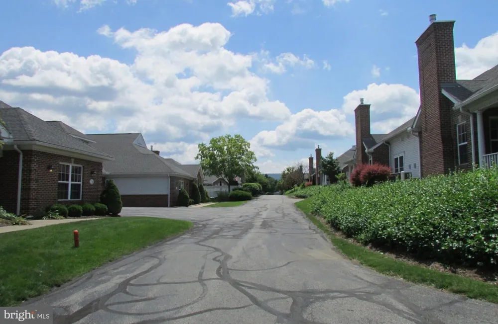 3291 SHELLERS BEND #721 State College, PA 16801