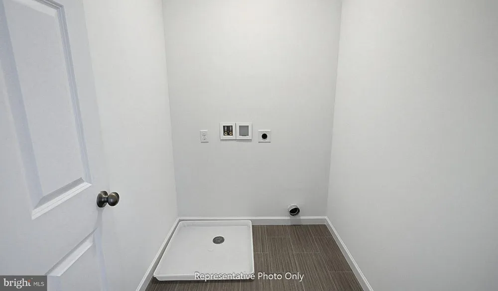 7841 OAK BROOK DRIVE Harrisburg, PA 17112