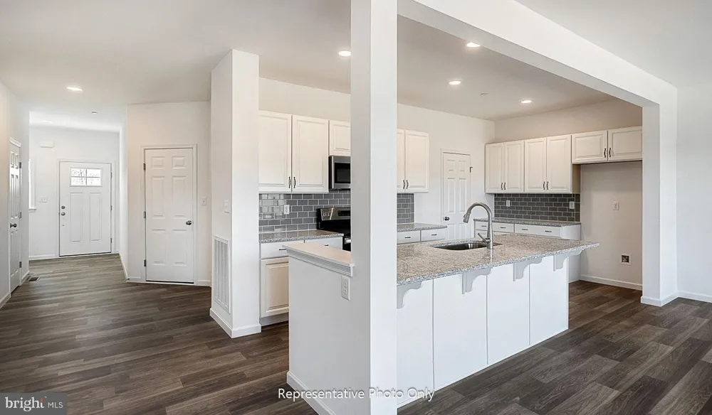 7839 OAK BROOK DRIVE Harrisburg, PA 17112