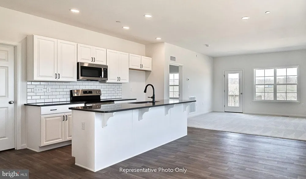 7837 OAK BROOK DRIVE Harrisburg, PA 17112