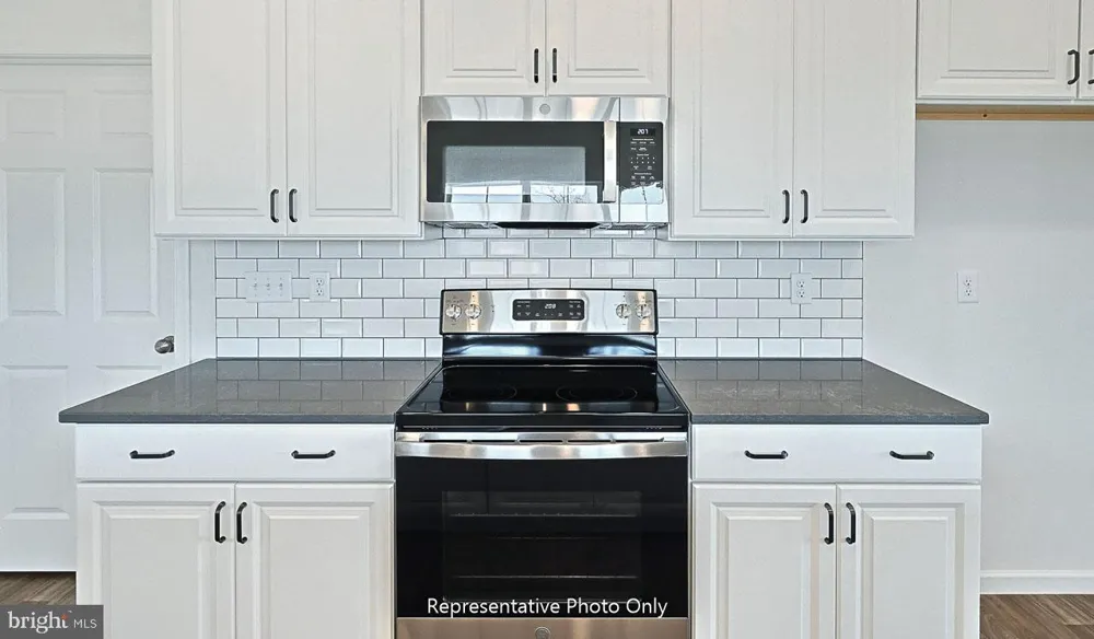 7837 OAK BROOK DRIVE Harrisburg, PA 17112