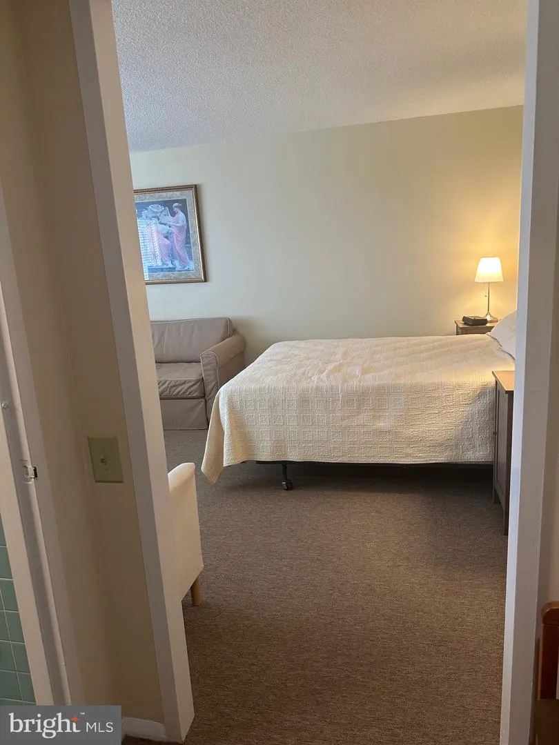 3939 ROLAND AVENUE Baltimore, MD 21211
