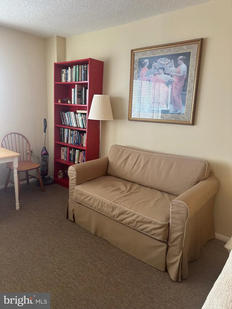 3939 ROLAND AVENUE Baltimore, MD 21211