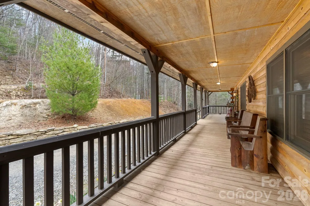 264 Moonbeam Lane Clyde, NC 28721
