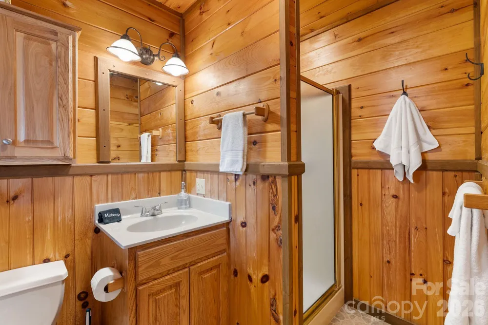 264 Moonbeam Lane Clyde, NC 28721