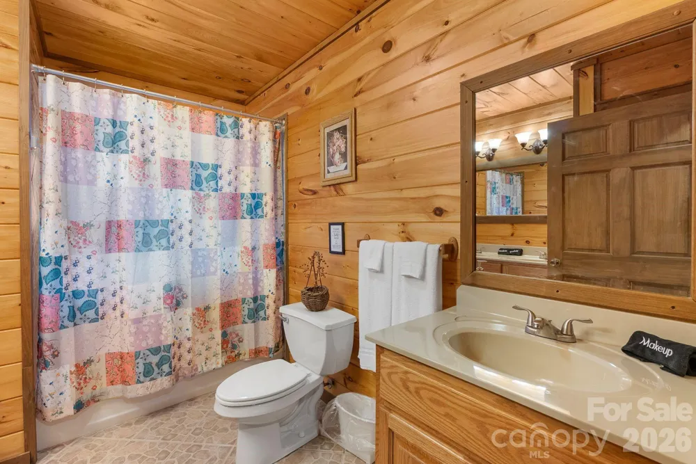 264 Moonbeam Lane Clyde, NC 28721