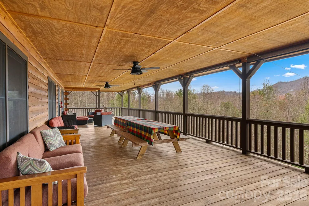 264 Moonbeam Lane Clyde, NC 28721